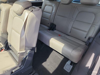 2024 Lincoln Navigator Premiere