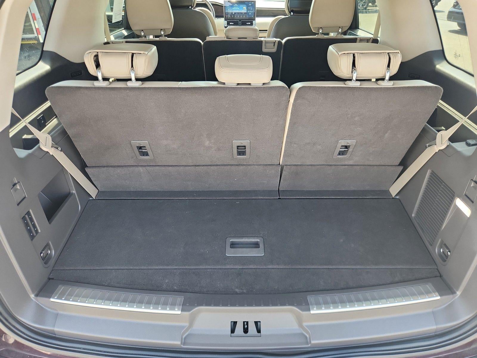 2024 Lincoln Navigator Premiere