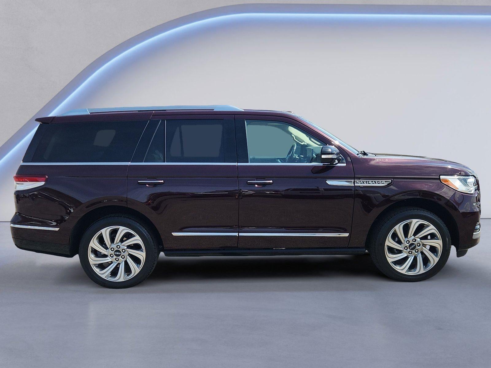 2024 Lincoln Navigator Premiere
