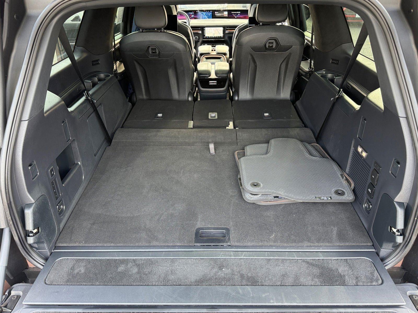 2025 Lincoln Navigator L Black Label