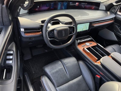 2025 Lincoln Navigator L Black Label