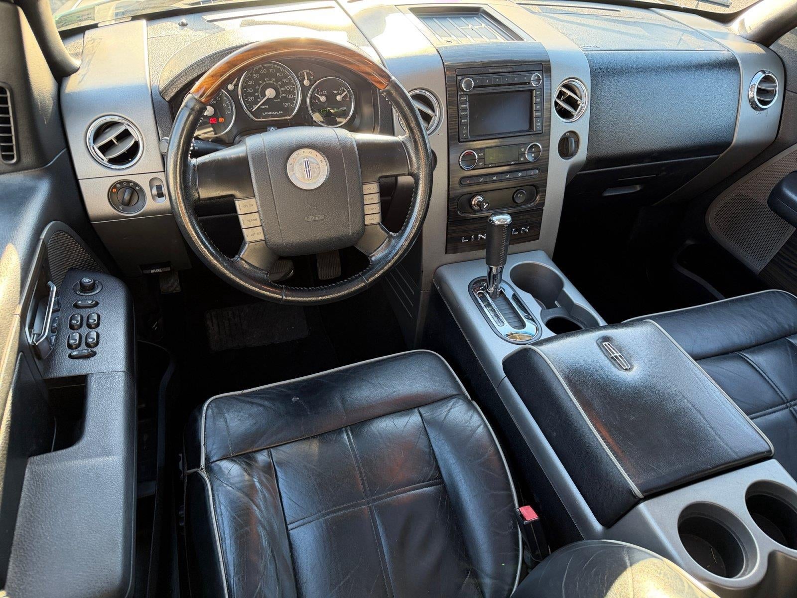 2008 Lincoln Mark Lt STYLE