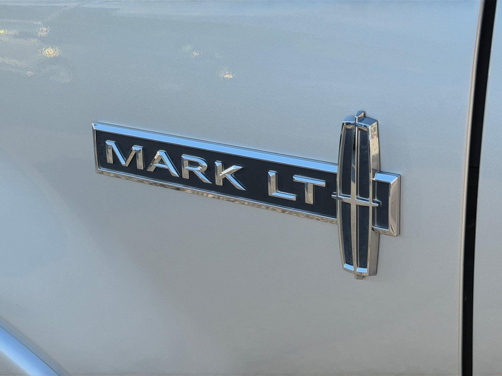 2008 Lincoln Mark Lt STYLE