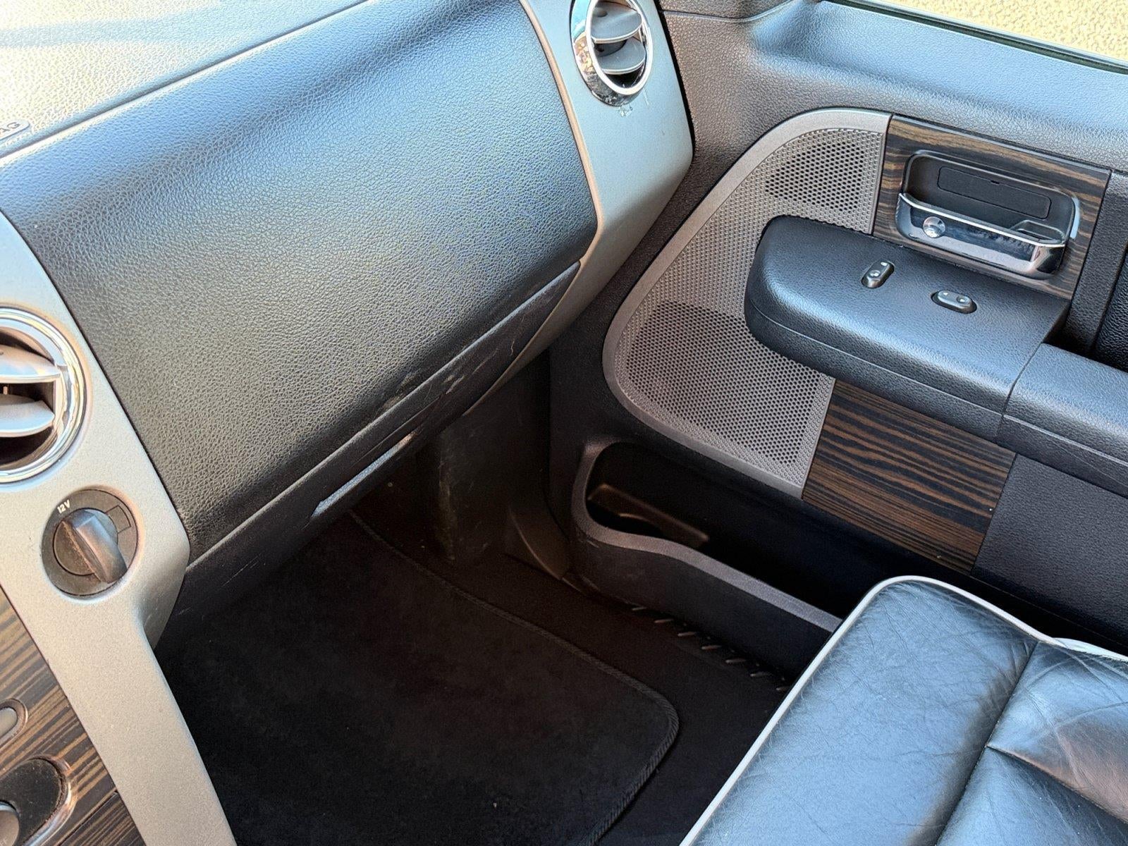 2008 Lincoln Mark Lt STYLE