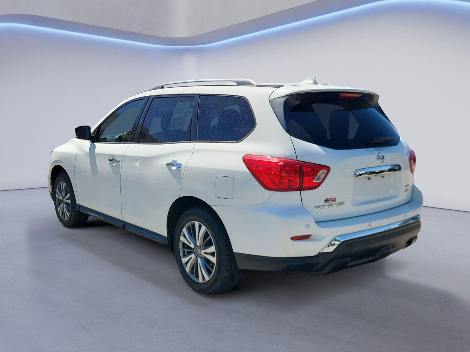 2019 Nissan Pathfinder SV