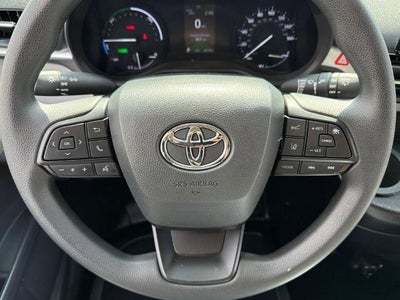 2024 Toyota Sienna LE