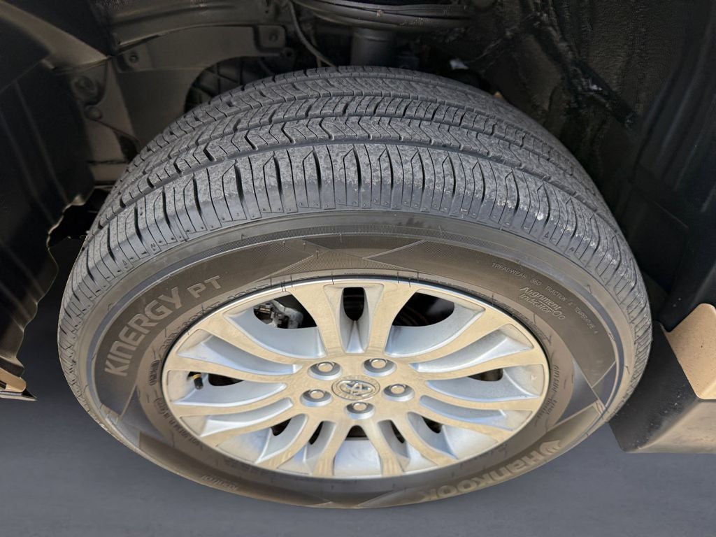 2013 Toyota Sienna XLE Mobility Auto Access