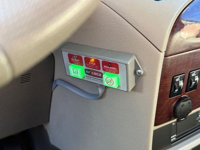 2013 Toyota Sienna XLE Mobility Auto Access