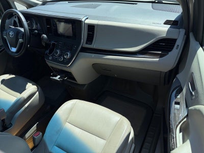 2015 Toyota Sienna XLE 8-Passenger