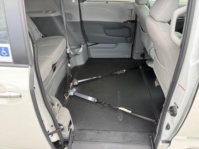 2017 Toyota Sienna XLE 8-Passenger