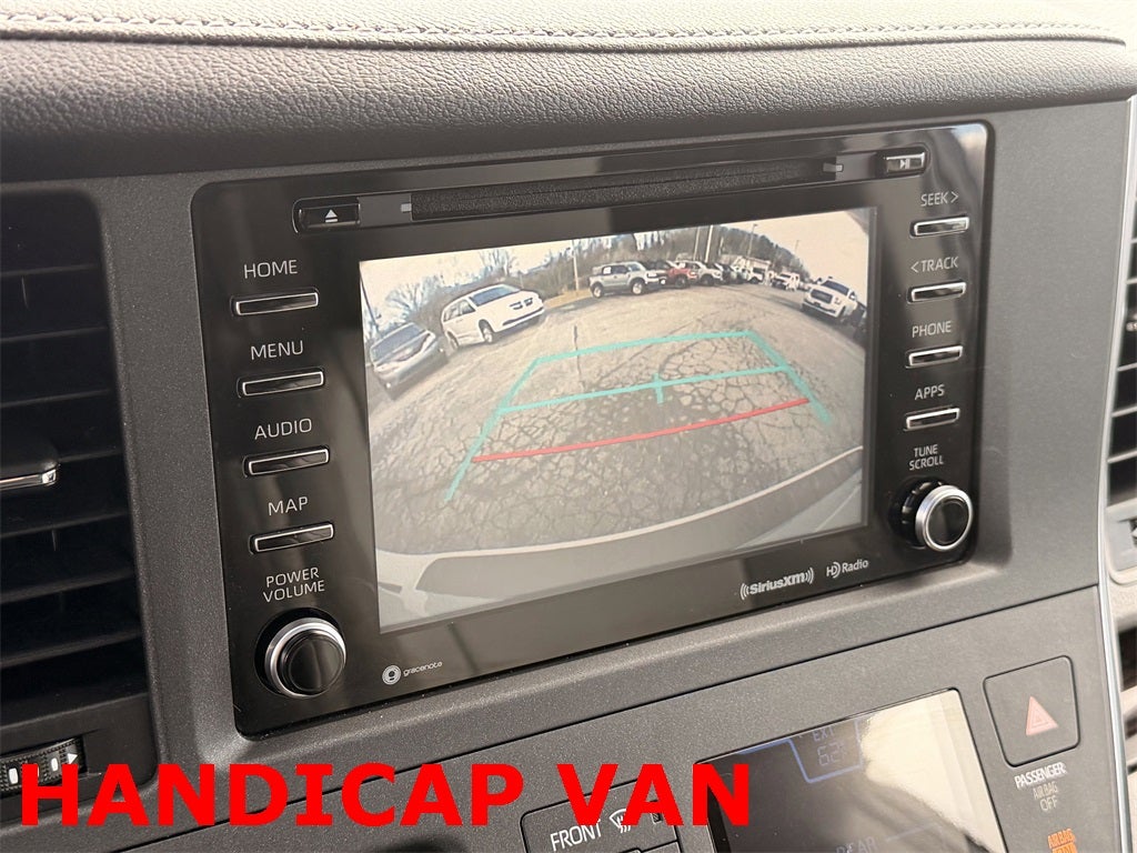 2018 Toyota Sienna XLE Premium 7 Passenger