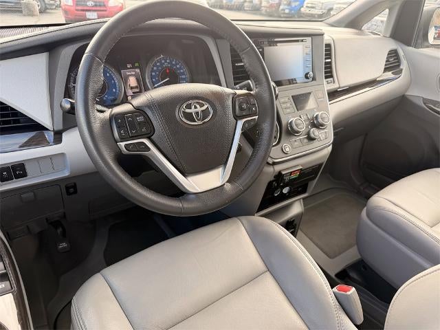 2018 Toyota Sienna XLE Premium 7 Passenger