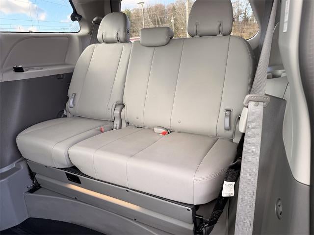 2018 Toyota Sienna XLE Premium 7 Passenger