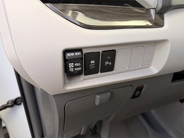 2018 Toyota Sienna XLE Premium 7 Passenger