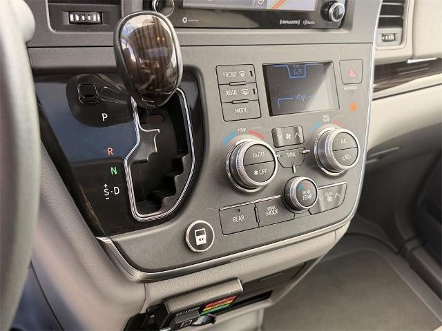 2018 Toyota Sienna XLE Premium 7 Passenger