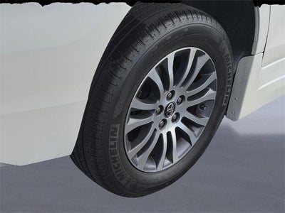 2018 Toyota Sienna XLE Premium 7 Passenger