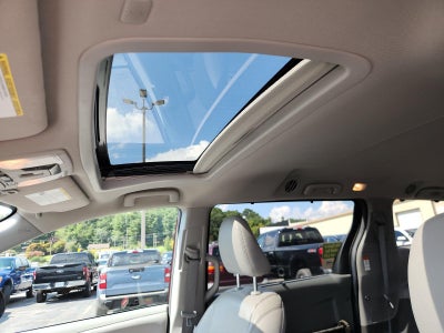 2019 Toyota Sienna XLE 8-Passenger