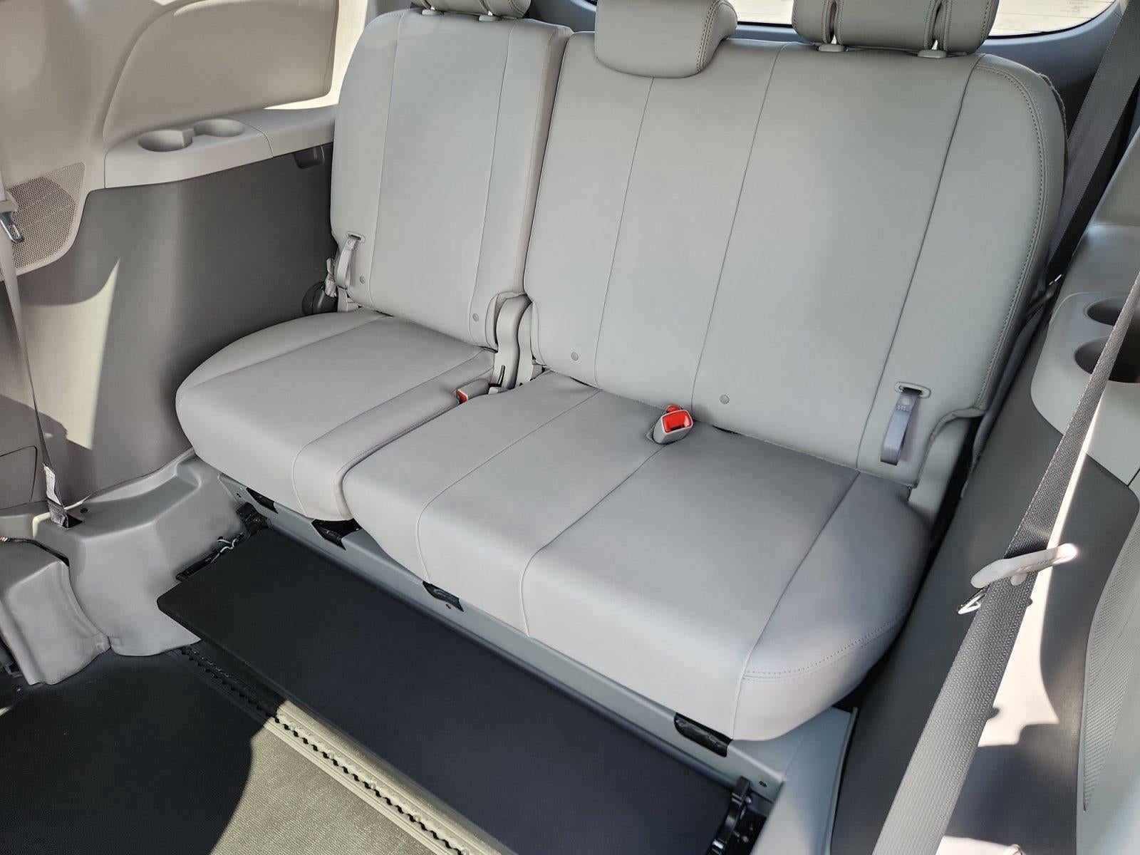 2019 Toyota Sienna XLE 8-Passenger