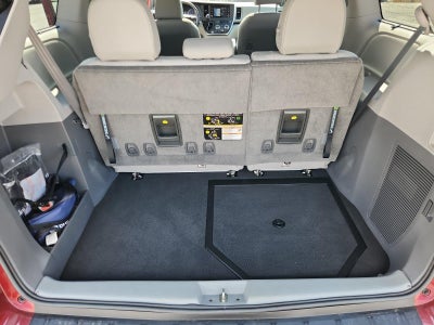 2019 Toyota Sienna XLE 8-Passenger