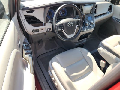 2019 Toyota Sienna XLE 8-Passenger