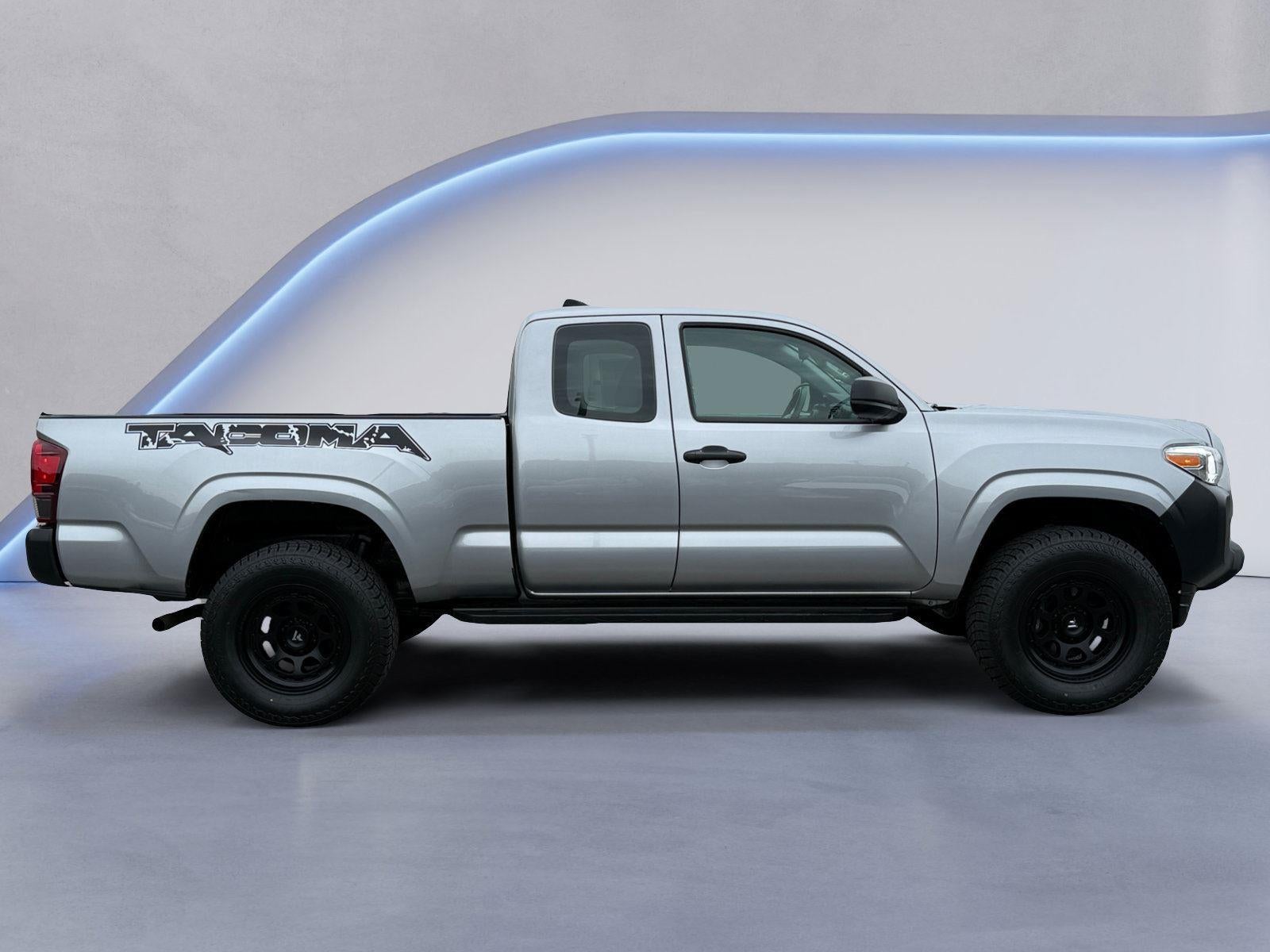 2018 Toyota Tacoma SR