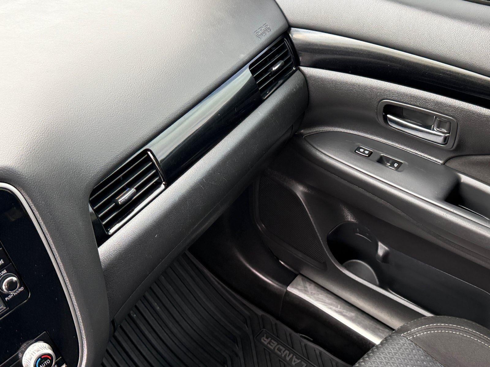2020 Mitsubishi Outlander ES