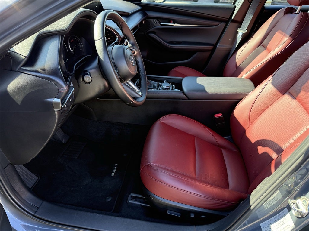 2025 Mazda Mazda3 2.5 S Carbon Edition