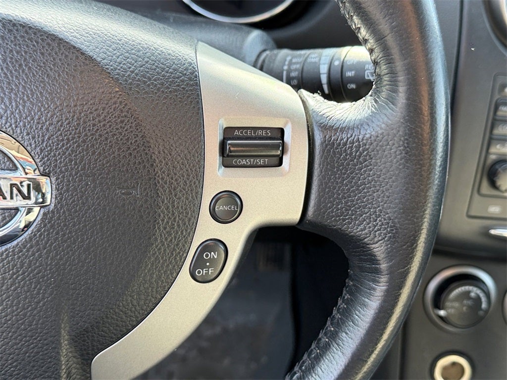 2011 Nissan Rogue SV