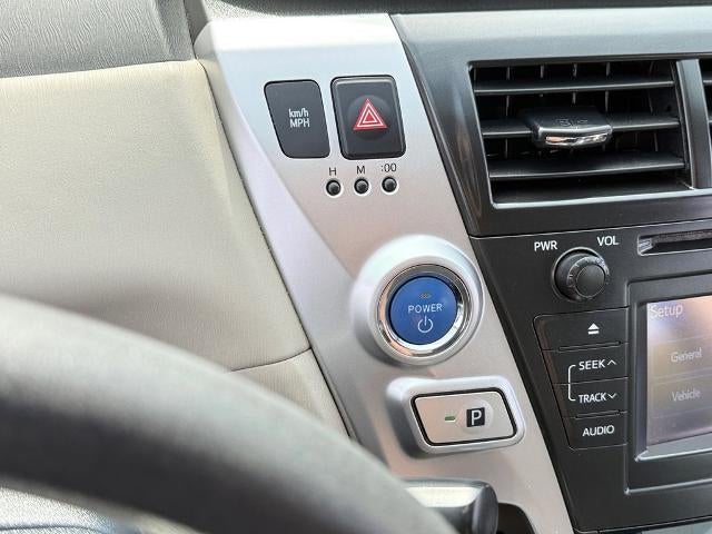 2013 Toyota Prius v Base