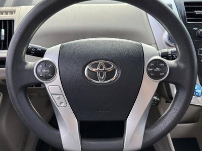 2013 Toyota Prius v Base