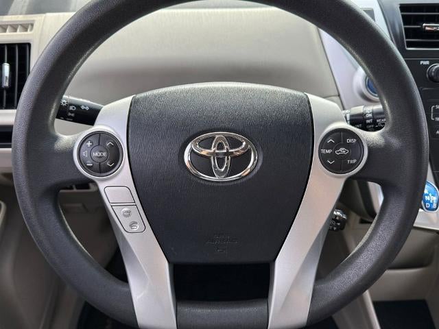 2013 Toyota Prius v Base