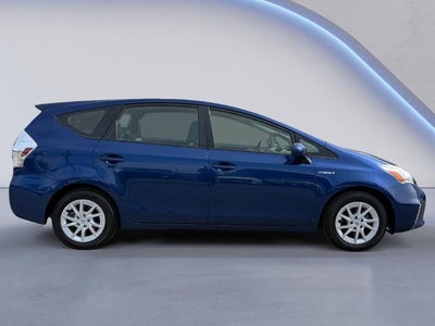 2013 Toyota Prius v Base