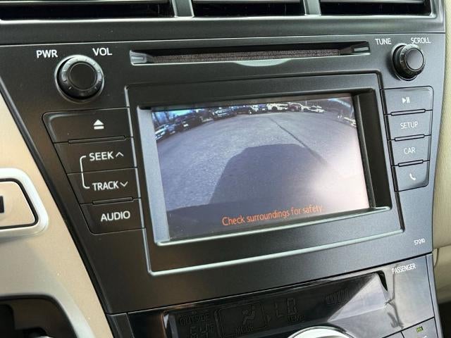 2013 Toyota Prius v Base