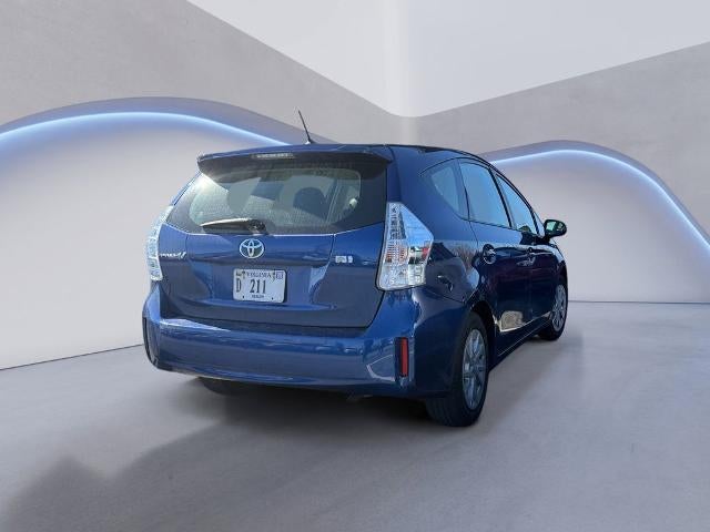 2013 Toyota Prius v Base