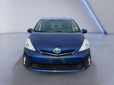 2013 Toyota Prius v Base