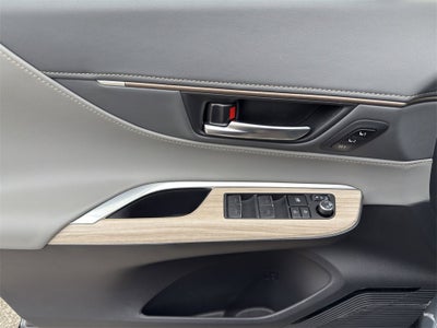 2023 Toyota Venza XLE