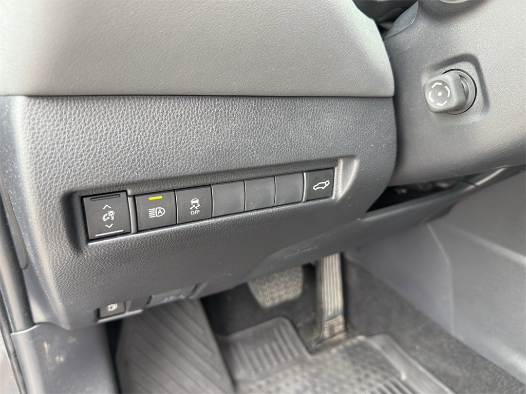 2023 Toyota Venza XLE