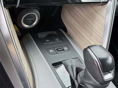 2023 Toyota Venza XLE