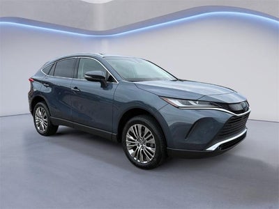 2023 Toyota Venza XLE