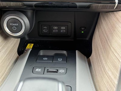 2023 Toyota Venza XLE