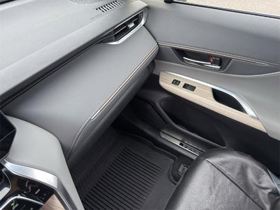 2023 Toyota Venza XLE