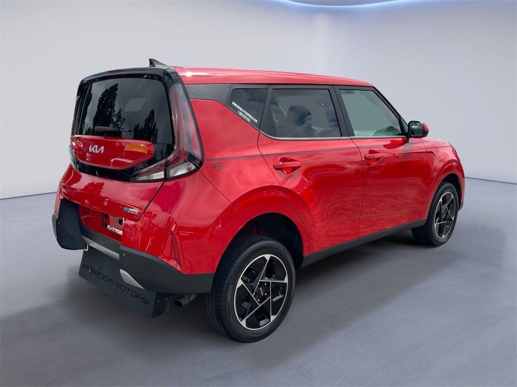 2023 Kia Soul REAR ENTER HANDICAP LIFT