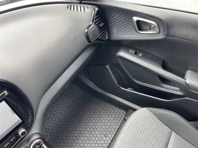 2023 Kia Soul REAR ENTER HANDICAP LIFT