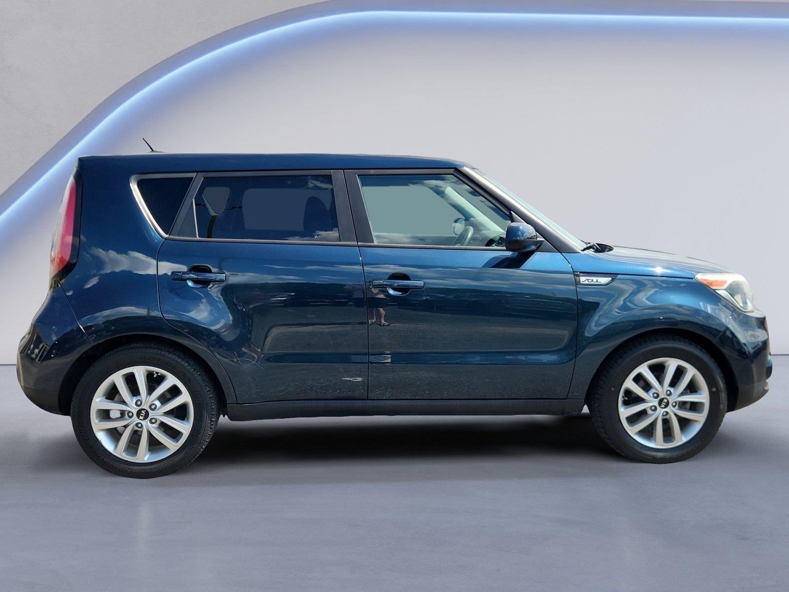 2017 Kia Soul BASE