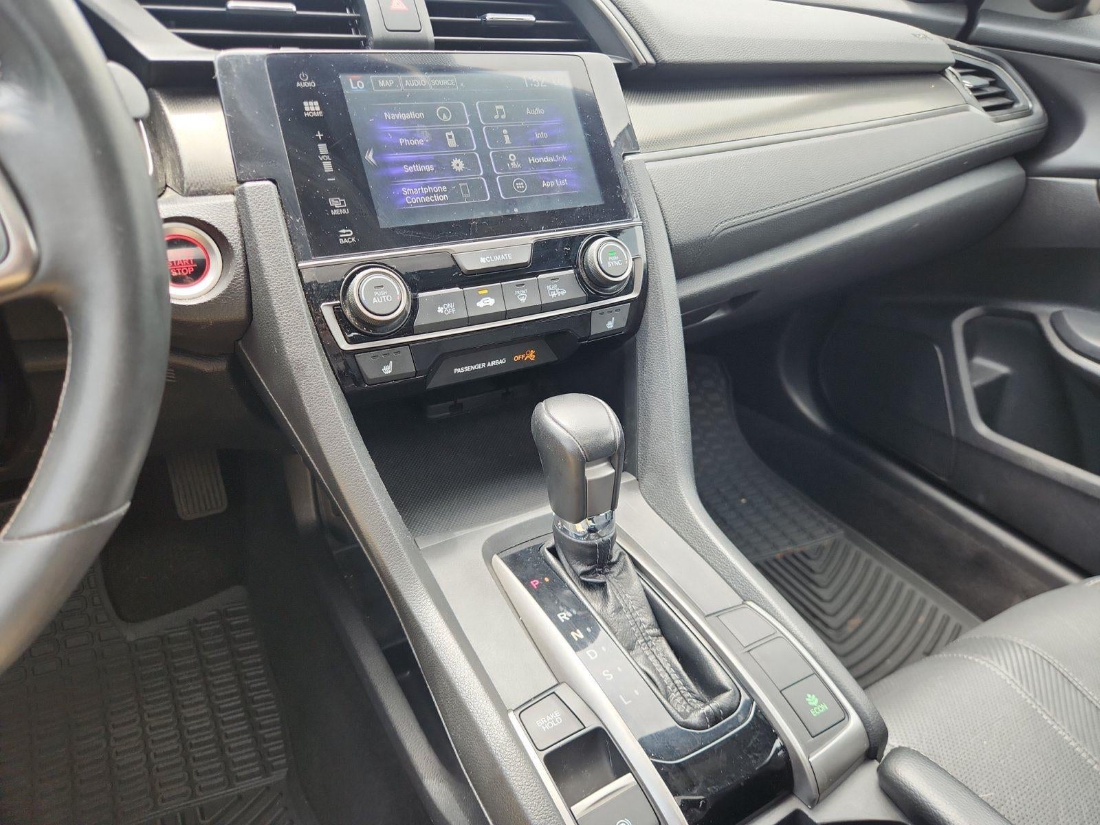 2017 Honda Civic Hatchback EX-L Navi