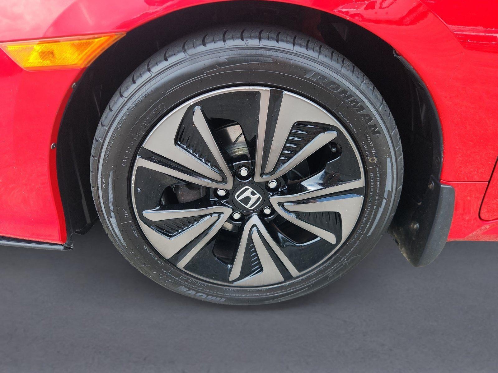 2017 Honda Civic Hatchback EX-L Navi