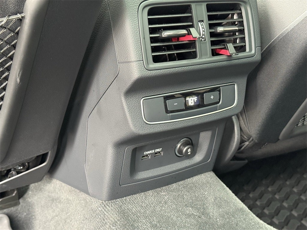 2024 Audi Q5 45 S line Premium quattro