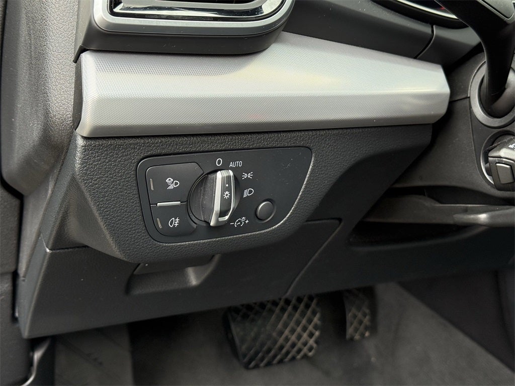 2024 Audi Q5 45 S line Premium quattro