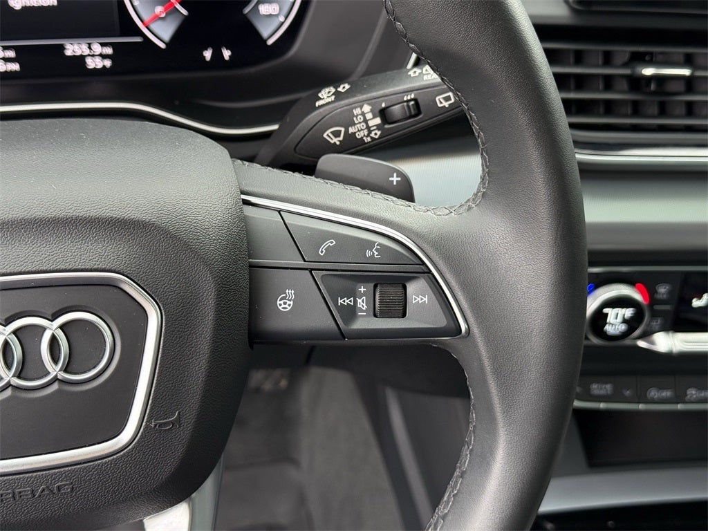 2024 Audi Q5 45 S line Premium quattro