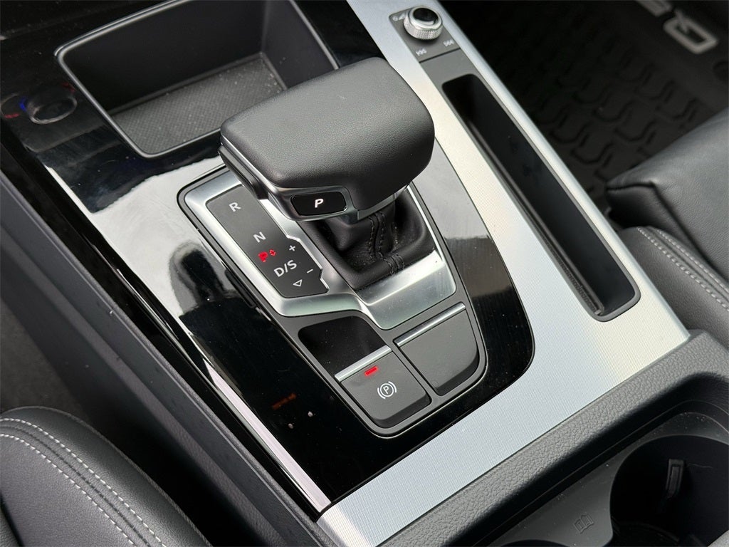 2024 Audi Q5 45 S line Premium quattro